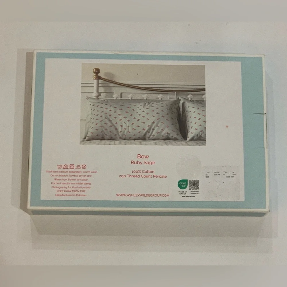 Cath Kidston London Bow Pillowcase Set - Ruby Sage, Percale cotton, 21"x28", NIB - Picture 3 of 10